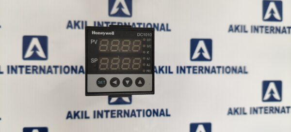 Honeywell DC1010CL-30200-E PID Temperature Controller